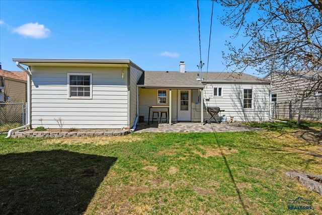 133 E ST FRANCIS, Rapid City, SD 57701