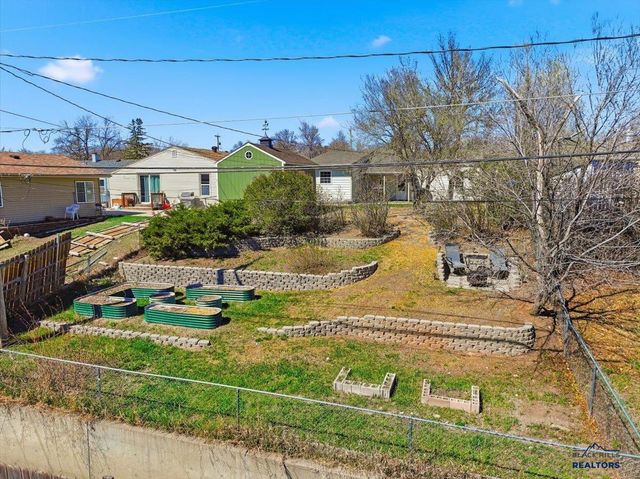 133 E ST FRANCIS, Rapid City, SD 57701