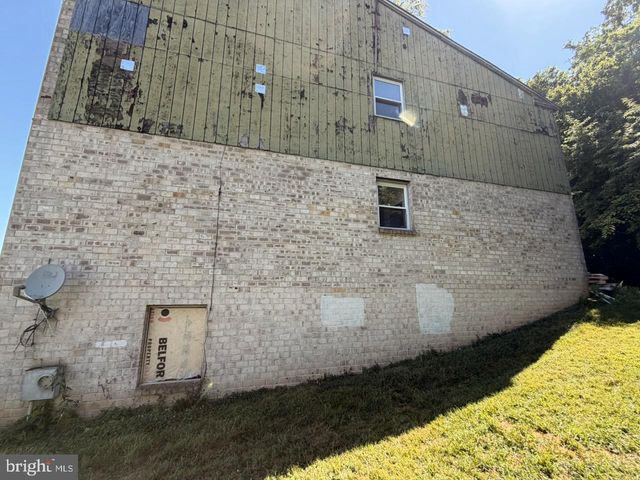 215 ANDREW RD, Coatesville, PA 19320