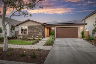 1243 Wildflower Drive, Madera, CA 93636