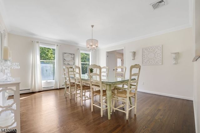 6 Kristen Ct, Wayne Twp., NJ 07470