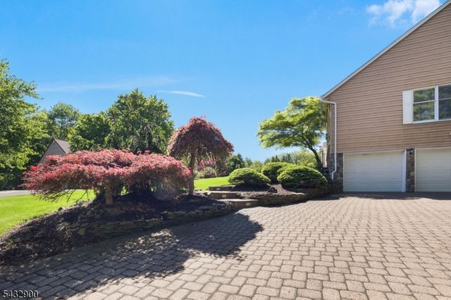 6 Kristen Ct, Wayne Twp., NJ 07470