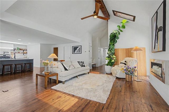 7 Spoon Court, Johns Creek, GA 30022