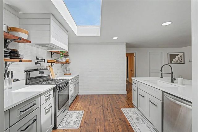 7 Spoon Court, Johns Creek, GA 30022
