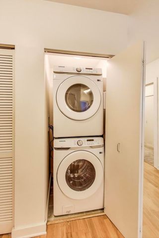 2235 W Maypole Avenue 101, Chicago, IL 60612