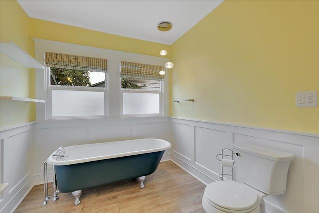 1220 H St, Marysville, CA 95901