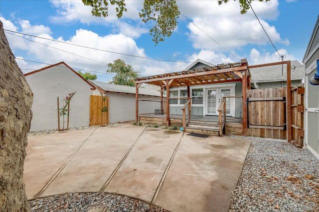 1220 H St, Marysville, CA 95901