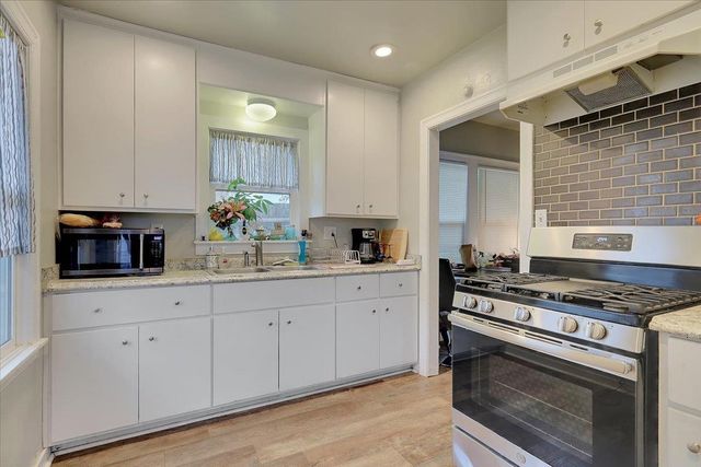 1220 H St, Marysville, CA 95901