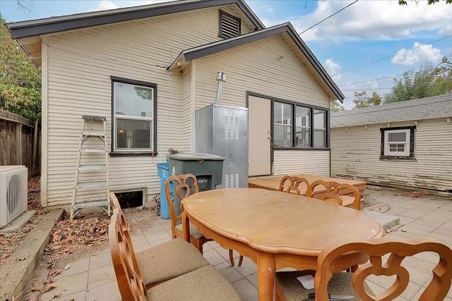 1220 H St, Marysville, CA 95901