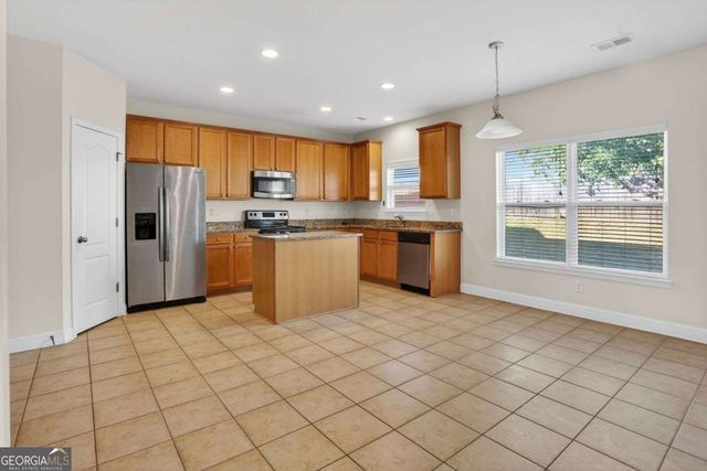 4106 Eldon Drive, Fairburn, GA 30213