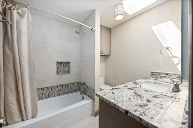 470 N Post Oak Lane 470, Houston, TX 77024