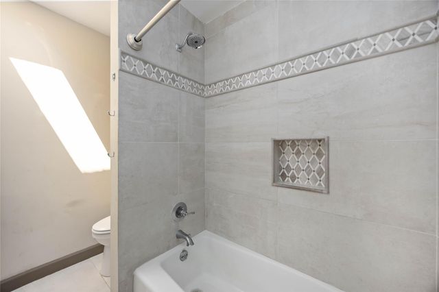 470 N Post Oak Lane 470, Houston, TX 77024