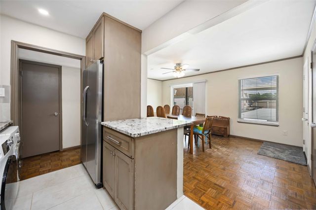 470 N Post Oak Lane 470, Houston, TX 77024