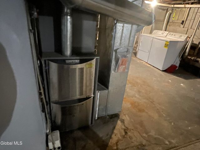 1328 Dewitt Street, Schenectady, NY 12303