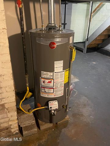 1328 Dewitt Street, Schenectady, NY 12303