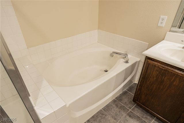 3917 Bayamon Street, Las Vegas, NV 89129