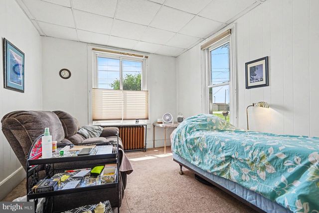 104 MILLERS LN, Harrisburg, PA 17110