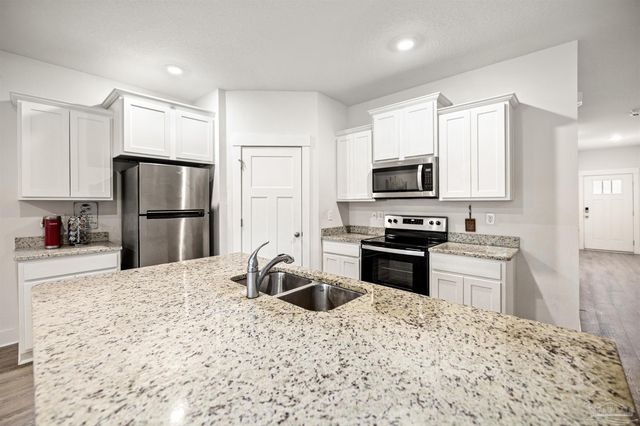 1997 Noleka Ct, Navarre, FL 32566