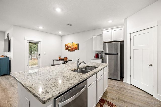 1997 Noleka Ct, Navarre, FL 32566