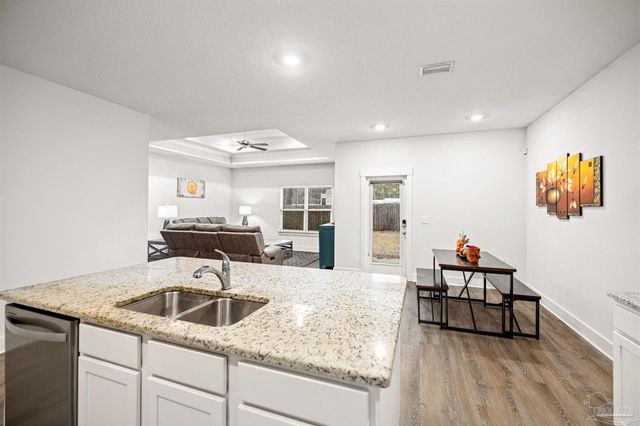 1997 Noleka Ct, Navarre, FL 32566