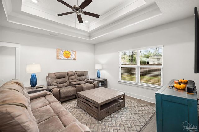 1997 Noleka Ct, Navarre, FL 32566