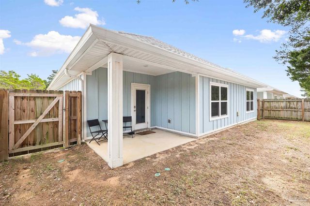 1997 Noleka Ct, Navarre, FL 32566