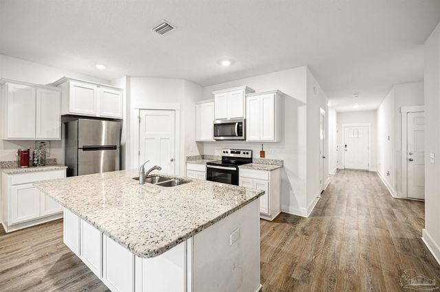 1997 Noleka Ct, Navarre, FL 32566