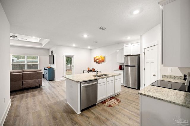 1997 Noleka Ct, Navarre, FL 32566