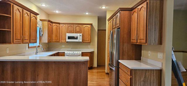2353 Sapphire Lane, East Lansing, MI 48823