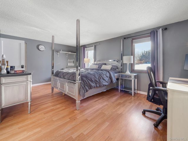 4 Lambros Drive, Monroe, NY 10950