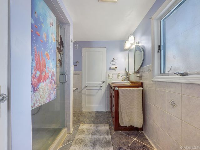 4 Lambros Drive, Monroe, NY 10950