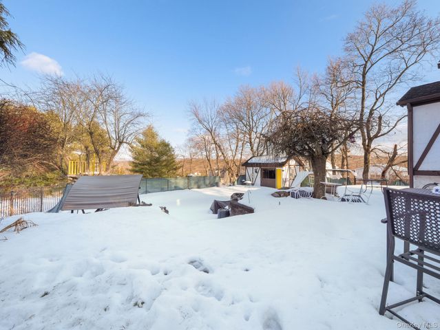 4 Lambros Drive, Monroe, NY 10950