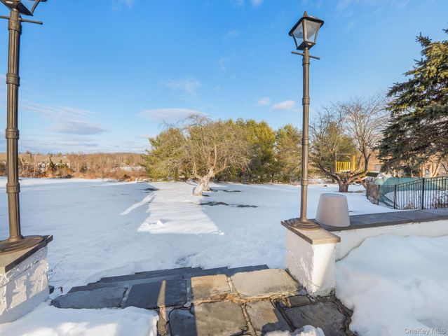 4 Lambros Drive, Monroe, NY 10950