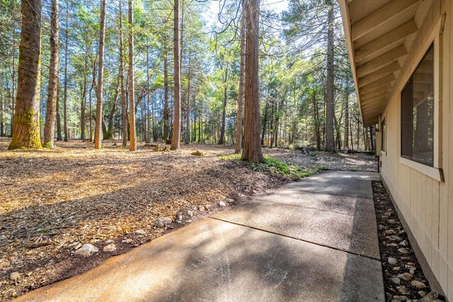 22945 Foresthill Rd, Foresthill, CA 95631