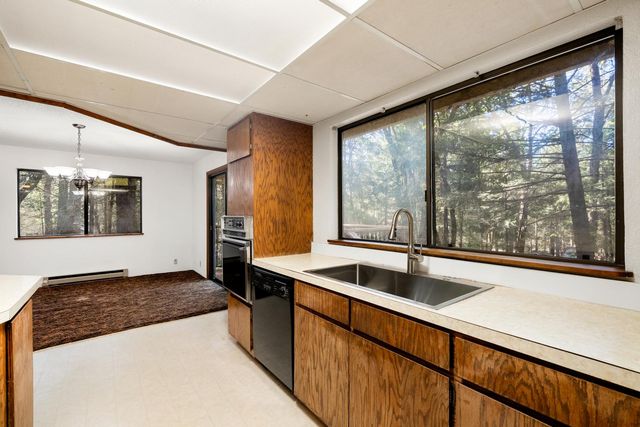22945 Foresthill Rd, Foresthill, CA 95631