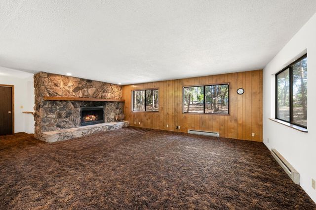 22945 Foresthill Rd, Foresthill, CA 95631