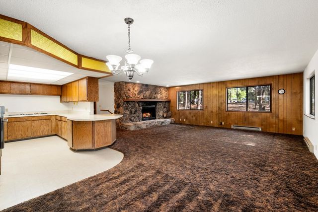22945 Foresthill Rd, Foresthill, CA 95631