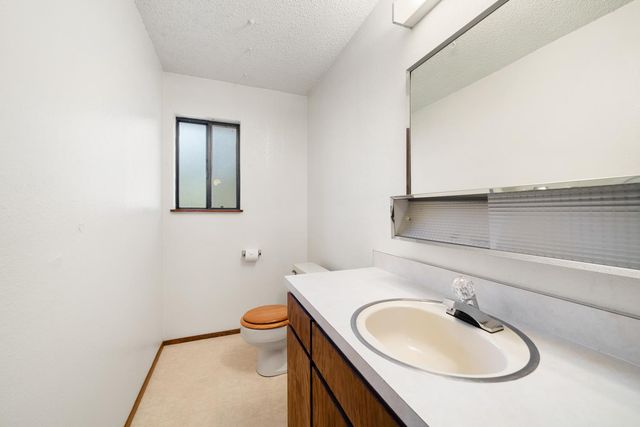 22945 Foresthill Rd, Foresthill, CA 95631