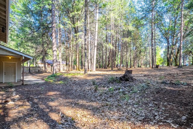 22945 Foresthill Rd, Foresthill, CA 95631