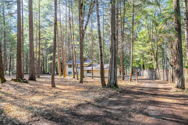 22945 Foresthill Rd, Foresthill, CA 95631