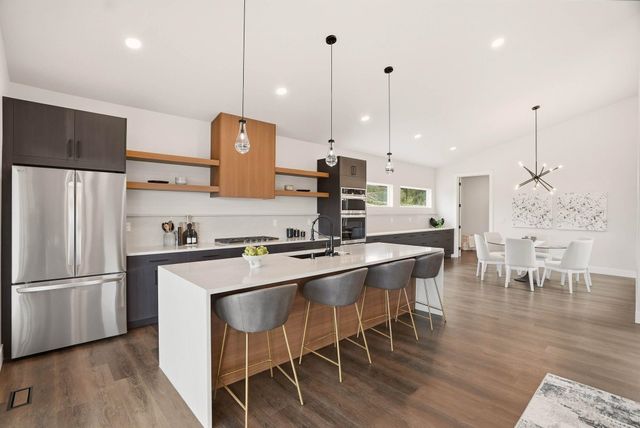 5227 S Lincoln Way, Spokane, WA 99224