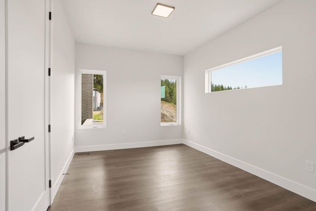 5227 S Lincoln Way, Spokane, WA 99224