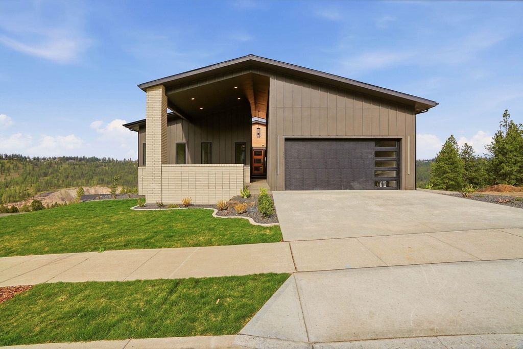 5227 S Lincoln Way, Spokane, WA 99224