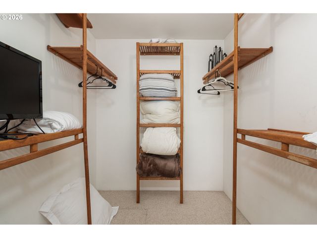 37005 SUTTON Way, Cloverdale, OR 97112