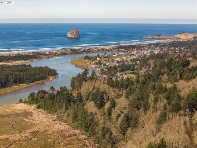 37005 SUTTON Way, Cloverdale, OR 97112