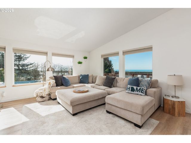 37005 SUTTON Way, Cloverdale, OR 97112