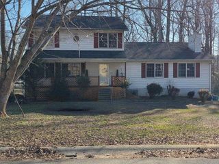 125 Bob White Drive, Stockbridge, GA 30281