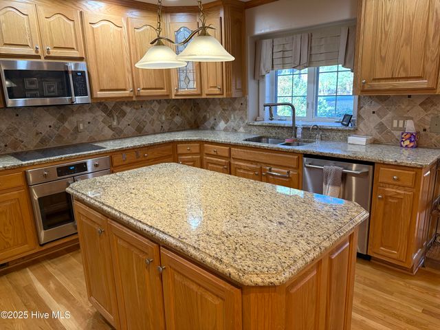 116 Waccamaw Drive, Hertford, NC 27944