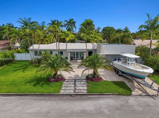 1050 Jefferson St, Hollywood, FL 33019