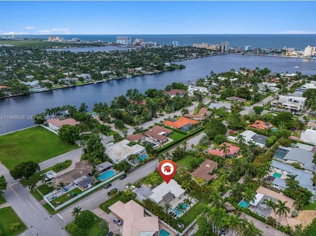 1050 Jefferson St, Hollywood, FL 33019